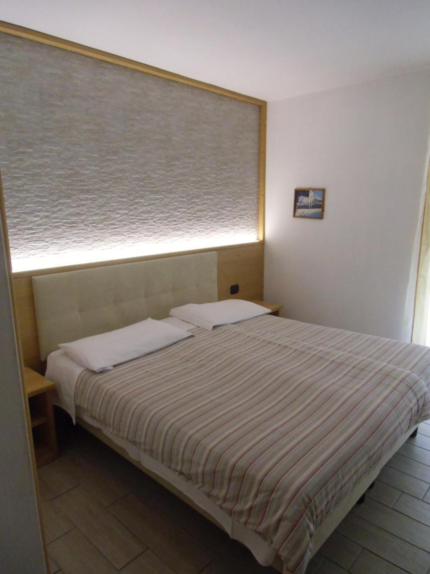 Hotel Garni Festil Campitello di Fassa Esterno foto