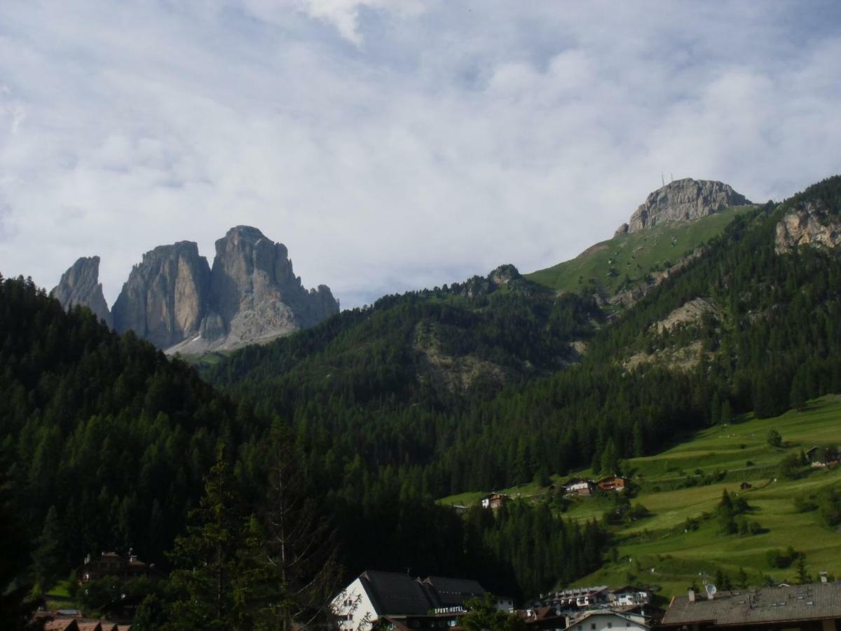 Hotel Garni Festil Campitello di Fassa Esterno foto